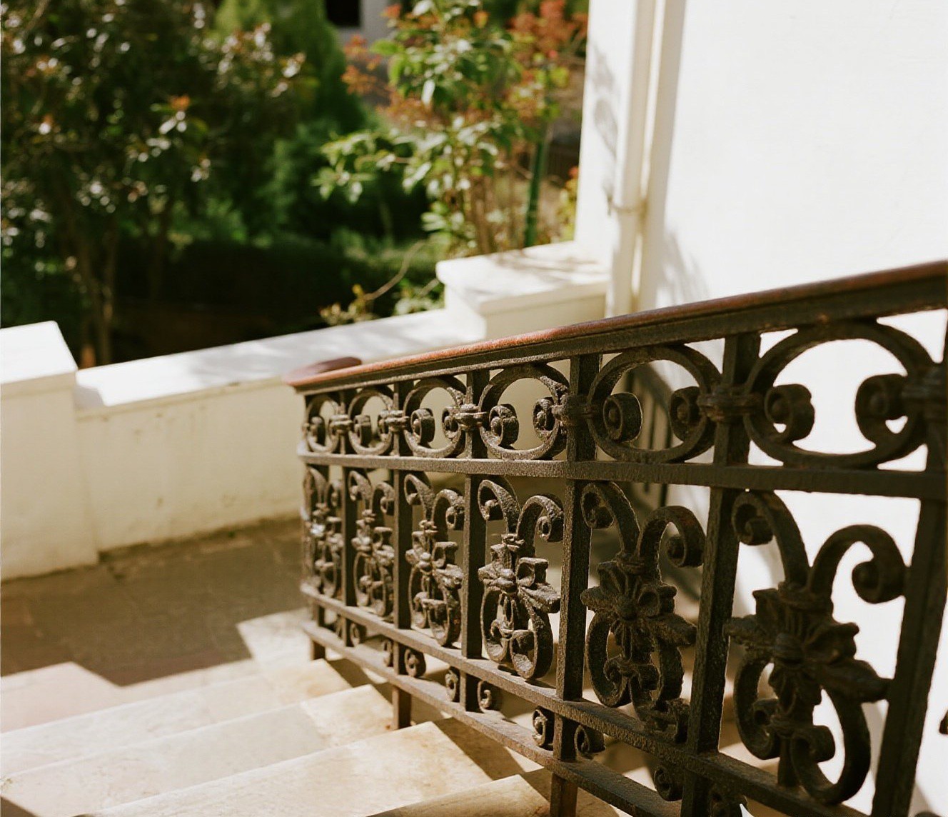 Outdoor aluminum staircase railings Outdoor aluminum staircase railings